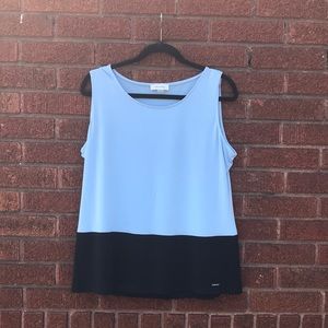 3/$30❗️Black and blue Calvin Klein top - Size XL